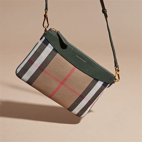 burberry purse green